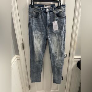 Risen Skinny Jeans